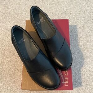 Dansko Julia Milled Napa, black leather comfort wedges, NIB, US9, size 40